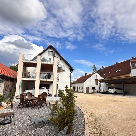Idyllische Ferienwohnungen In Mossendorf เบอร์เกลนเกนเฟล์ด ภายนอก รูปภาพ