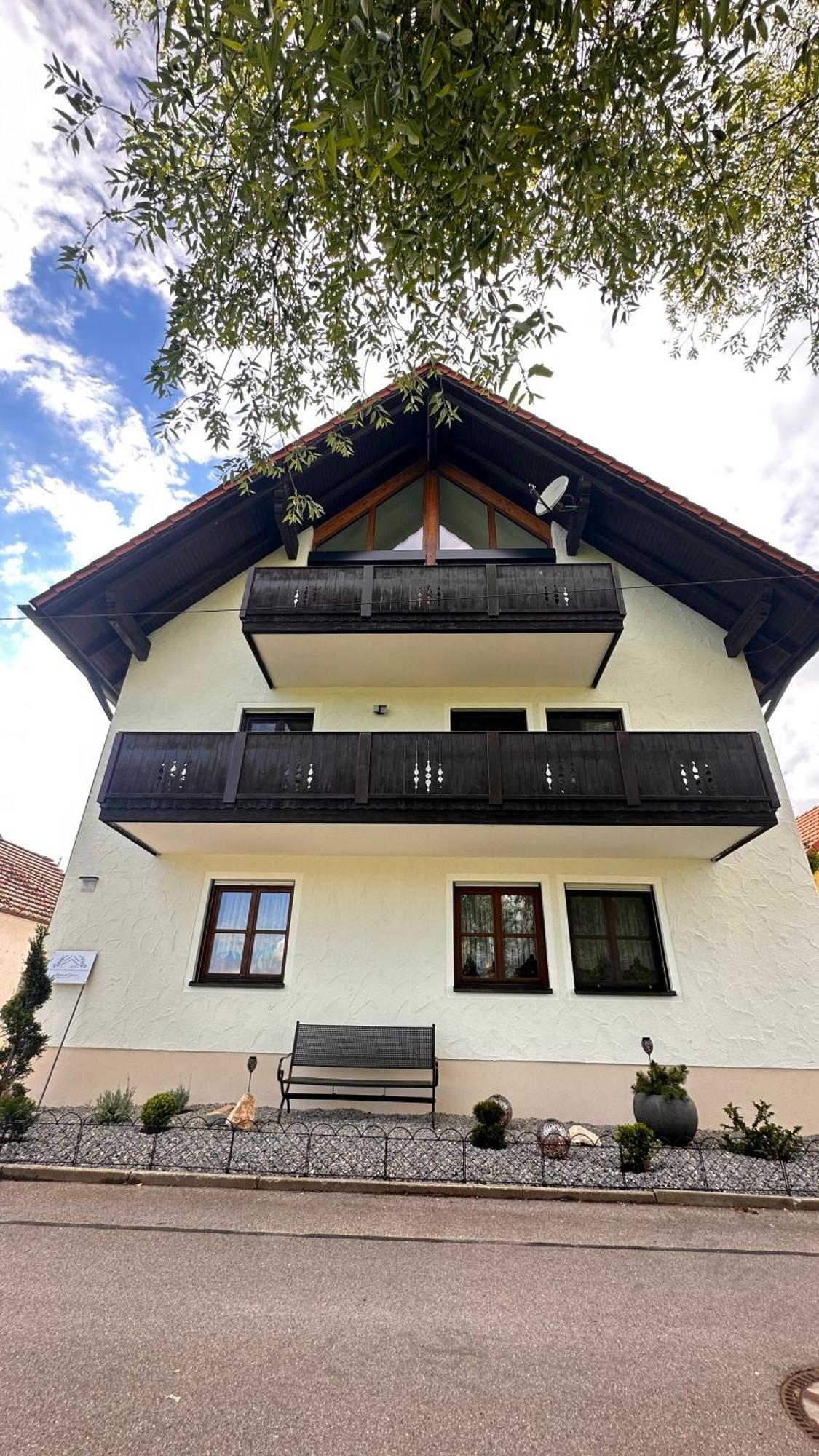 Idyllische Ferienwohnungen In Mossendorf เบอร์เกลนเกนเฟล์ด ภายนอก รูปภาพ